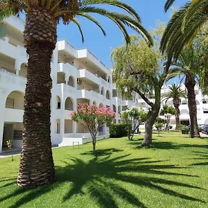 Casa Angela, 180m From The , Porches (Algarve) Portugal