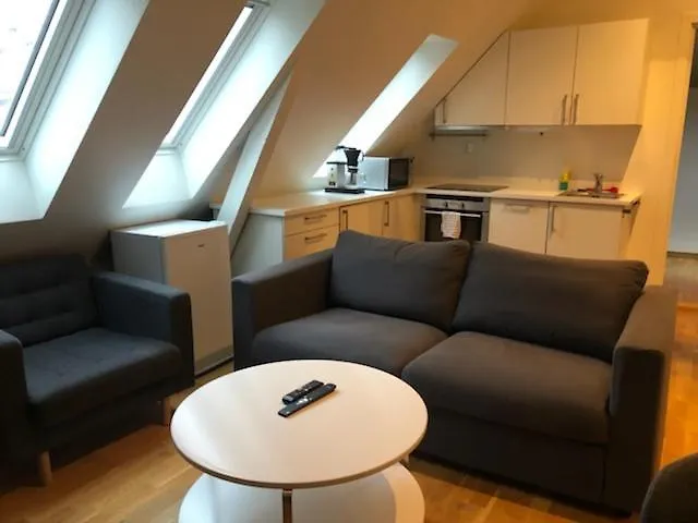 Floyen Apartment contacts